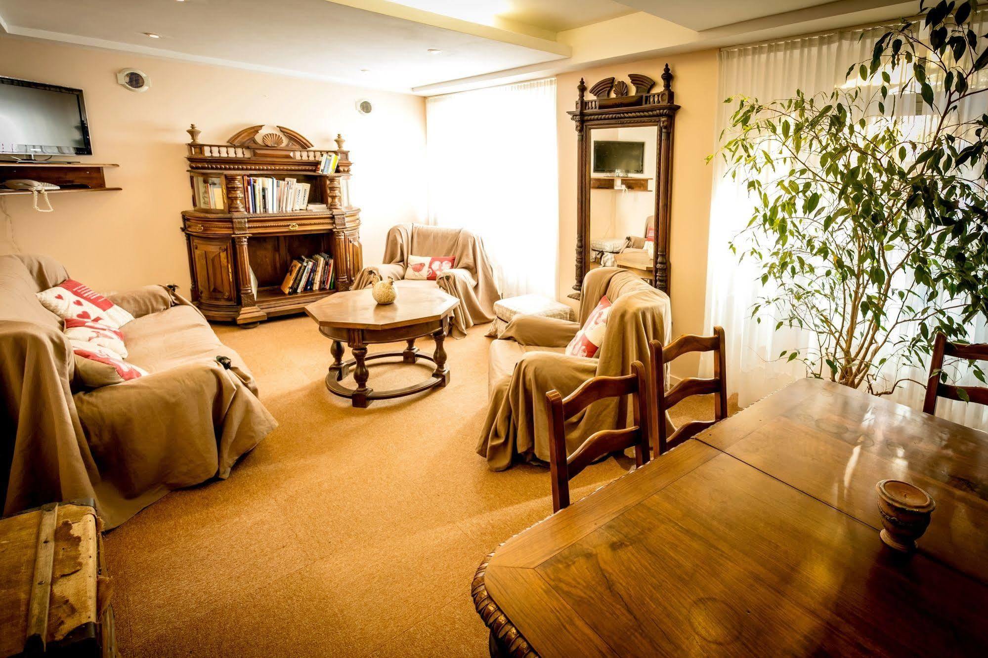Châteauneuf-de-Randon Hotel Restaurant De La Poste Et La Grange Detente, Espace Bien-Etre מראה חיצוני תמונה